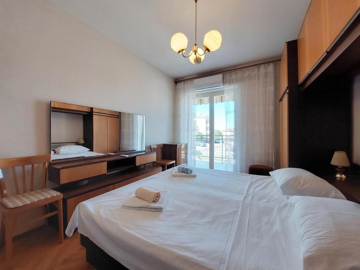 Apartments Nikola ปูนัต ภายนอก รูปภาพ
