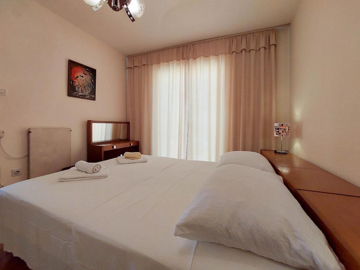 Apartments Nikola ปูนัต ภายนอก รูปภาพ
