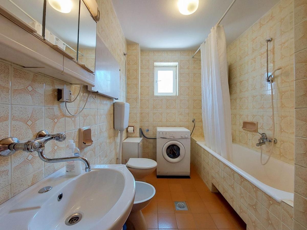 Apartments Nikola ปูนัต ภายนอก รูปภาพ